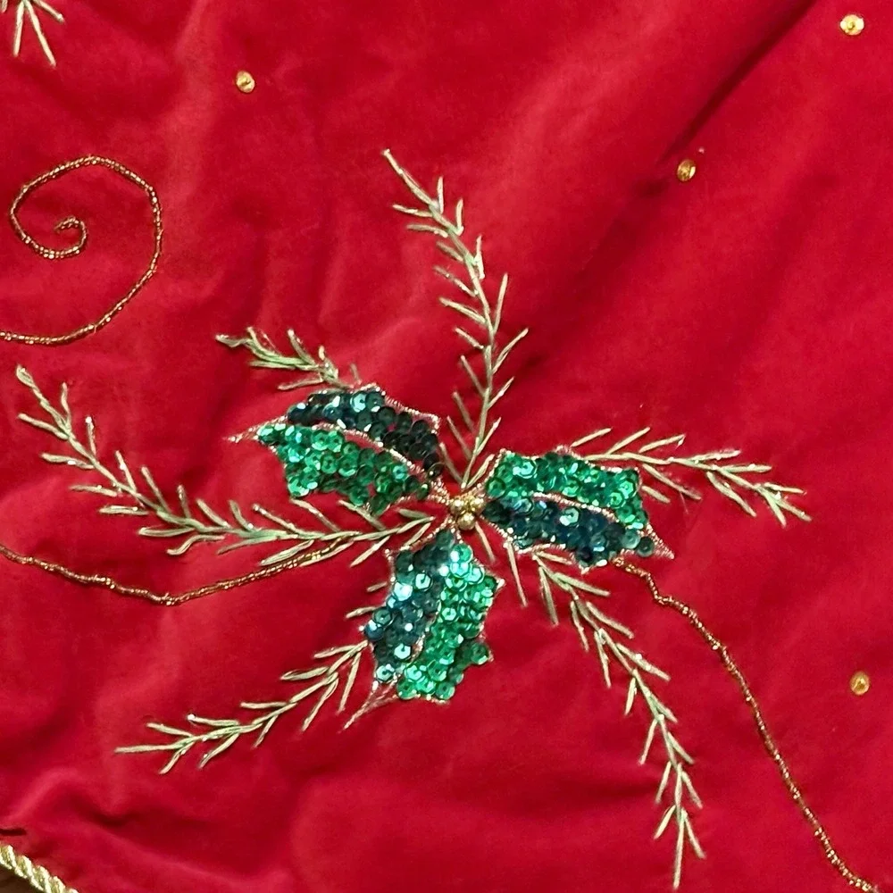Christmas Tree‎ Skirt VTG Sequin Holly Leaves Embroidery Velor Red 47 Inches